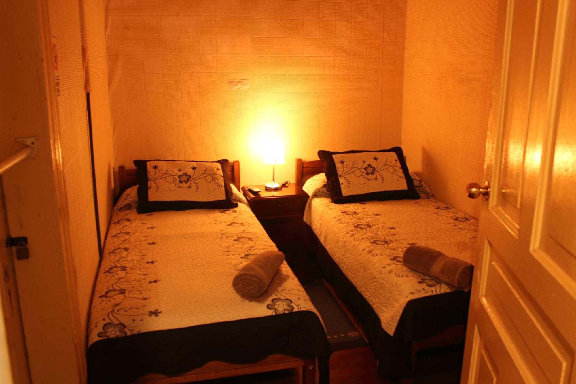 Hostal Fiorenttina ヴァルパライソ エクステリア 写真