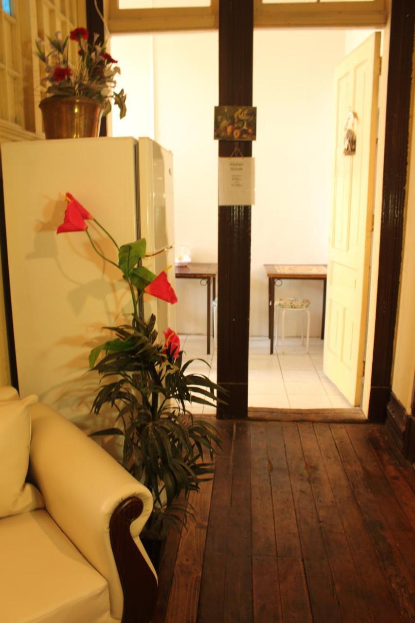 Hostal Fiorenttina ヴァルパライソ エクステリア 写真