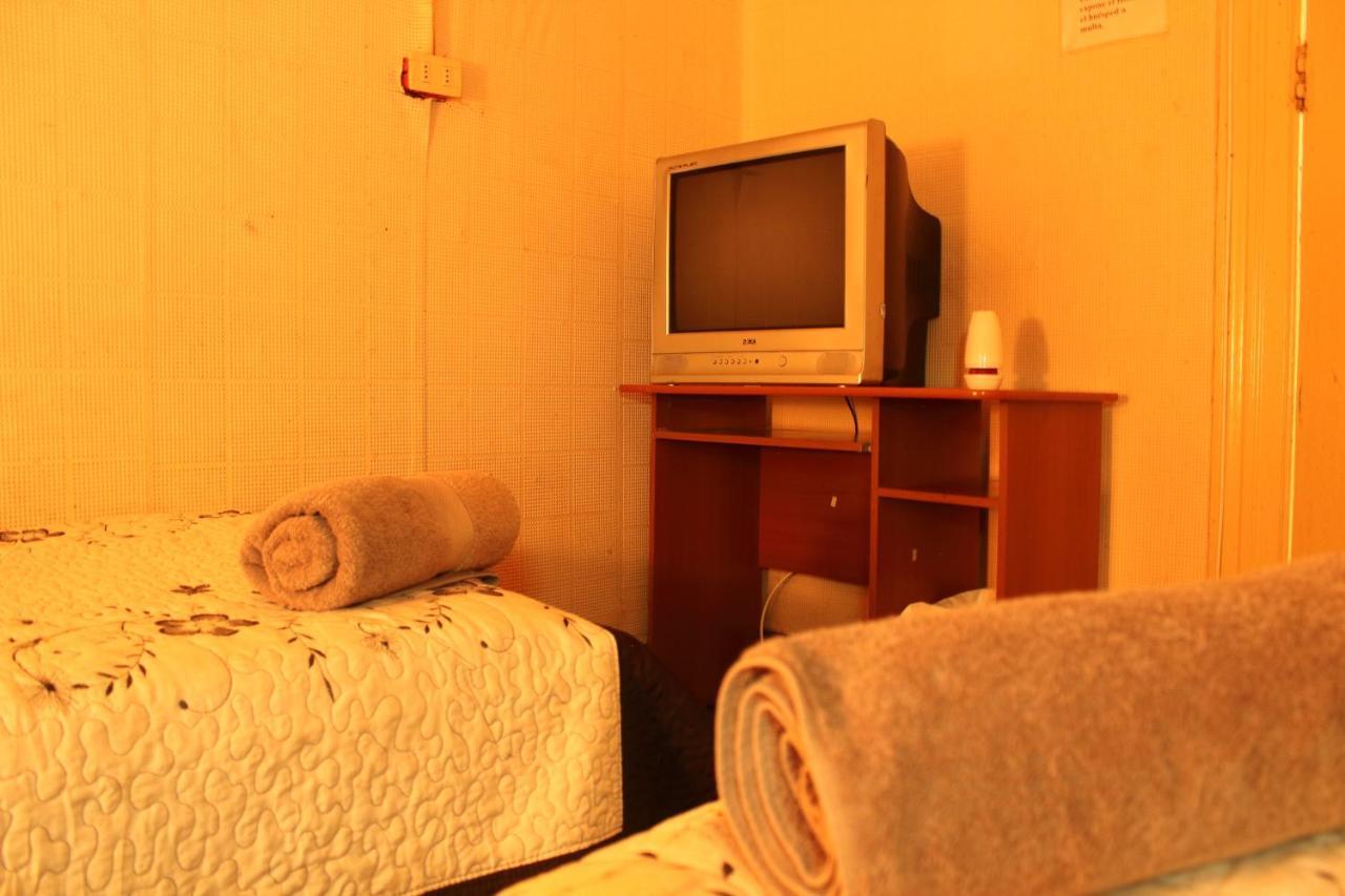 Hostal Fiorenttina ヴァルパライソ エクステリア 写真